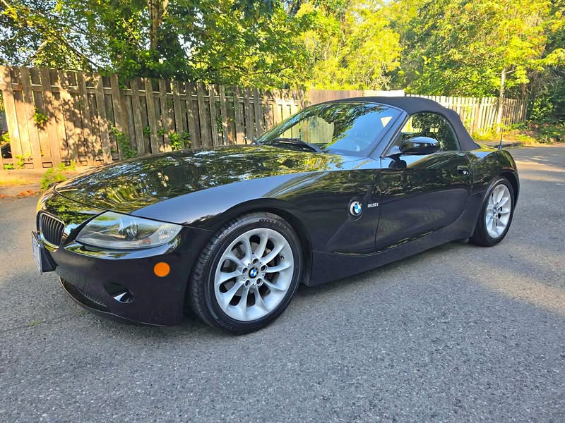 2005 BMW Z4 - 2.5i Roadster 2D