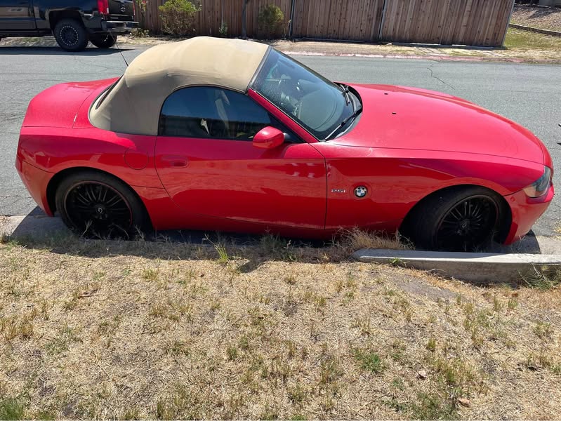 2003 BMW Z4 - 2.5i Roadster 2D