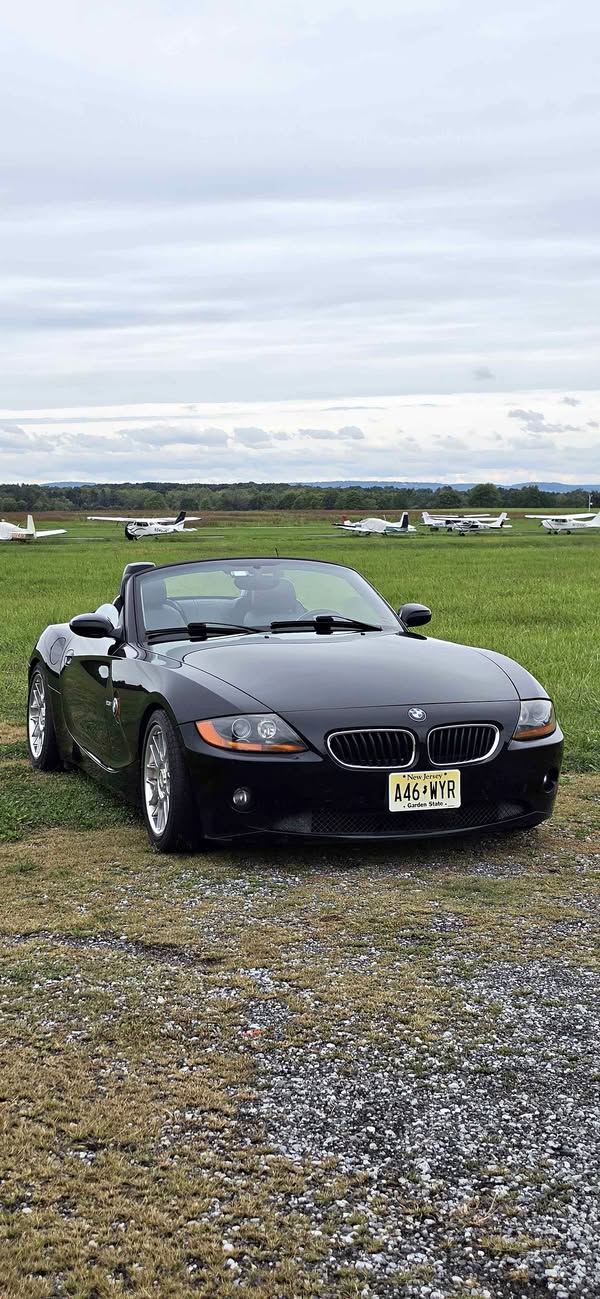 2003 BMW Z4 - 2.5i Roadster 2D