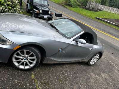 2006 BMW Z4 - 3.0i Roadster 2D