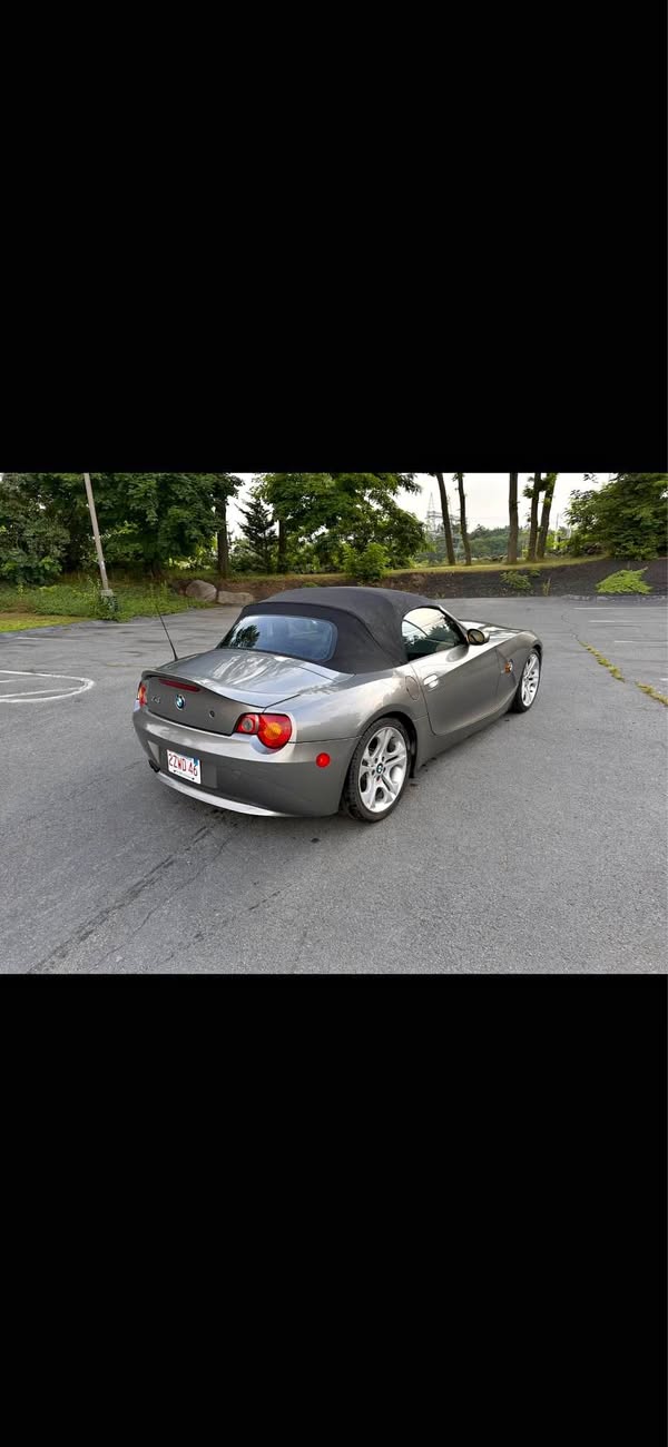 2003 BMW Z4 - 30i Roadster 2D
