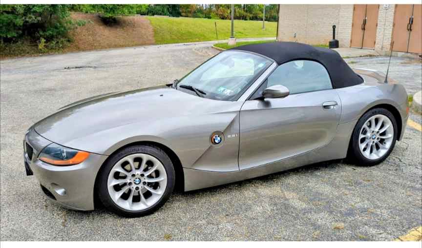 2004 BMW Z4 - 2.5i Roadster 2D