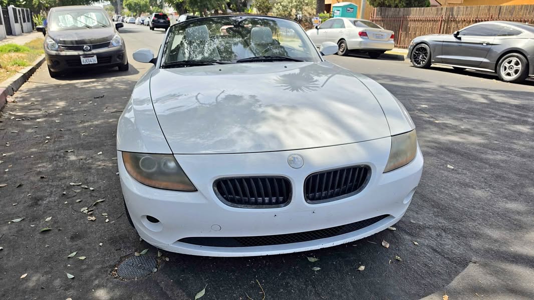 2004 BMW Z4 - 2.5i Roadster 2D