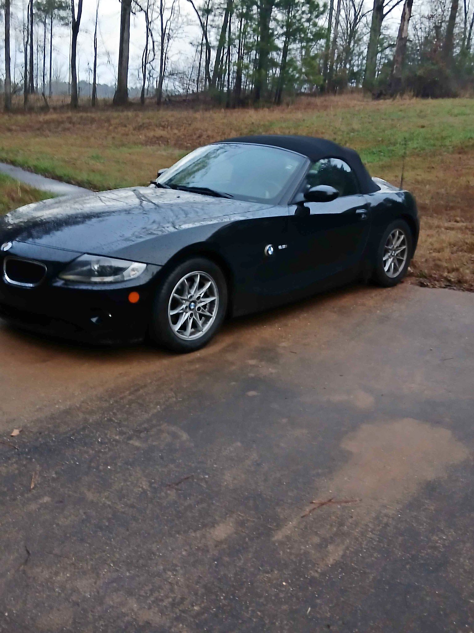 2005 BMW Z4 - 2.5i Roadster 2D