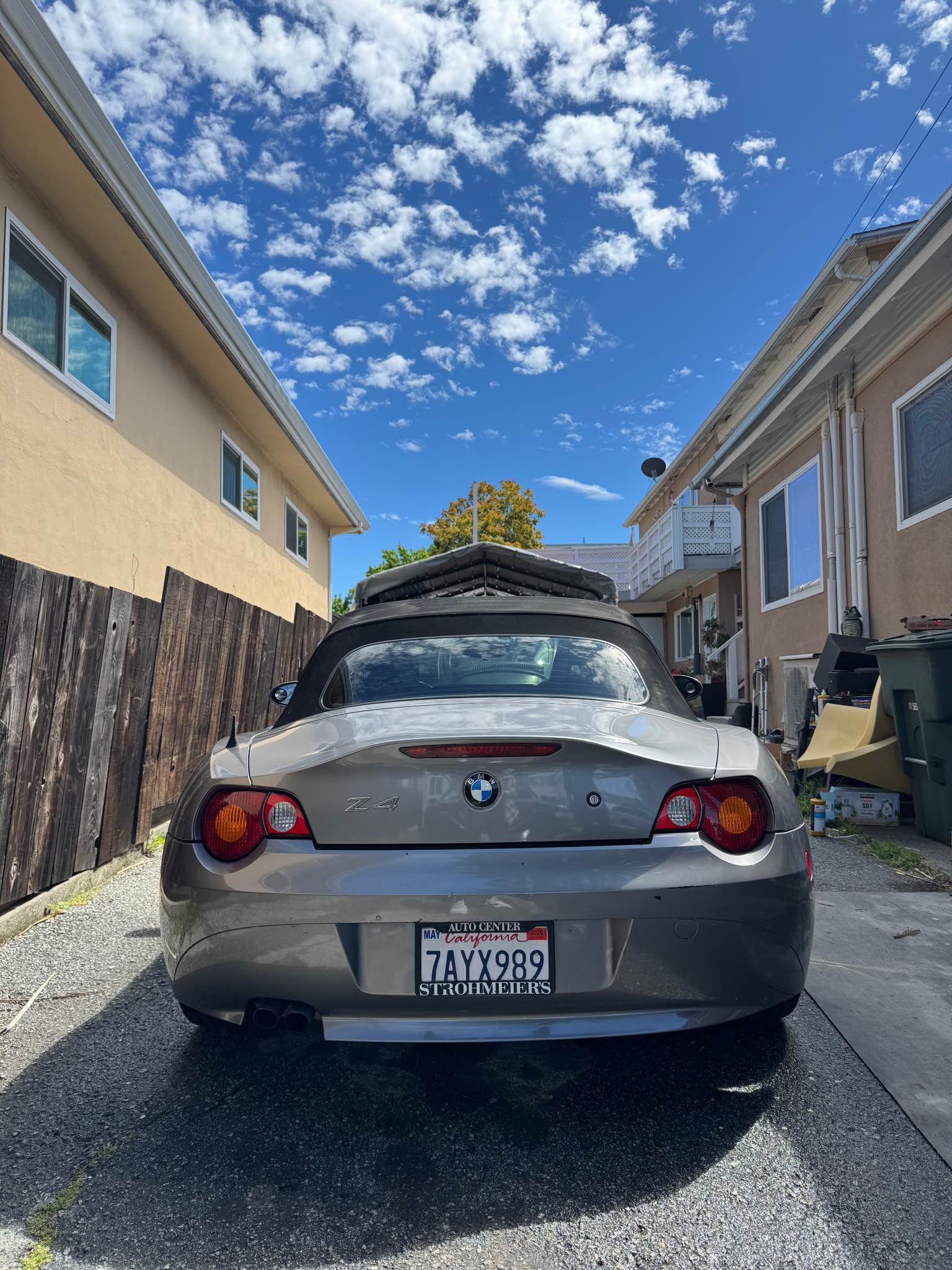 2004 BMW Z4 - 2.5i Roadster 2D