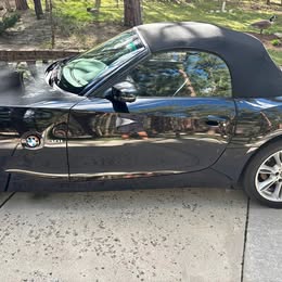 BMW Z4 3.0i Convertible. 31,700 miles. 2003.