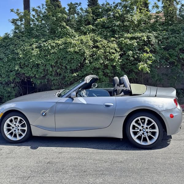 2007 BMW Z4 3.0i Roadster 2D