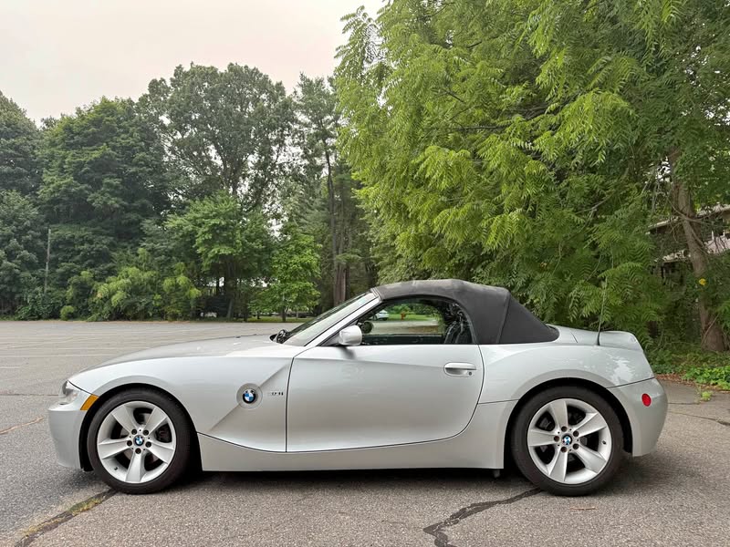 2007 BMW Z4 3.0i Roadster 2D