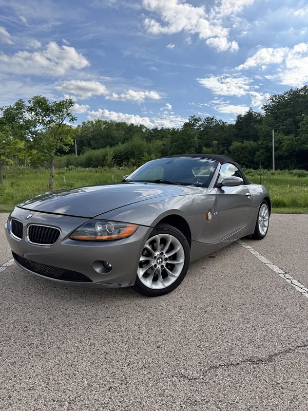 2003 BMW z4 2.5i