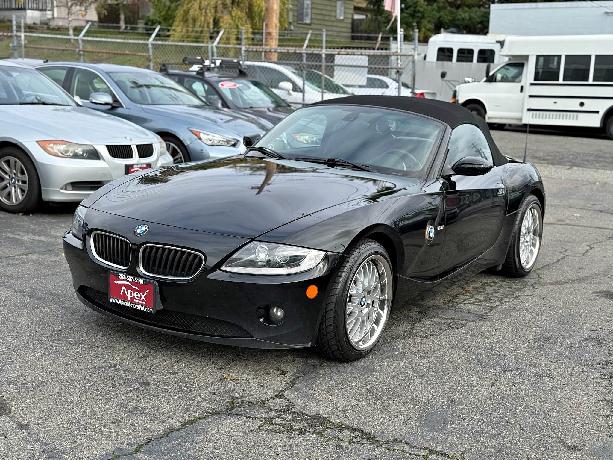 2005 BMW Z4 - 2.5I