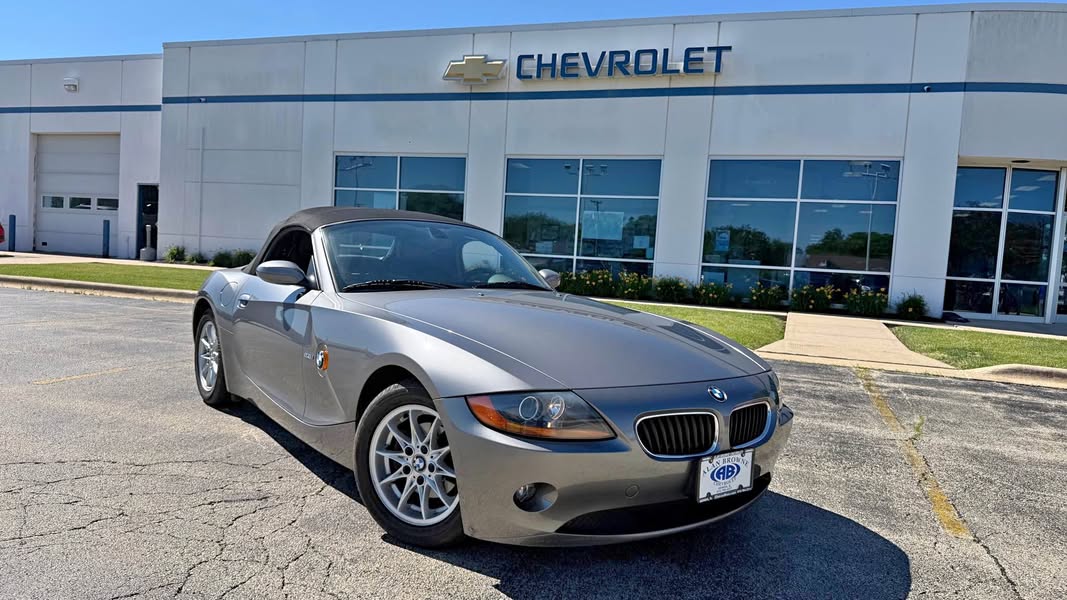 2004 BMW Z4 - 2.5i Roadster 2D