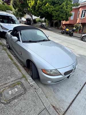 2003 BMW Z4 - 3.0i Roadster 2D