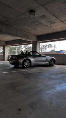 2004 BMW Z4 - 2.5i Roadster 2D