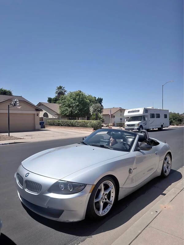 2008 BMW Z4 - 3.0si Roadster 2D
