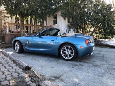 2003 BMW Z4 - 3.0i Roadster 2D