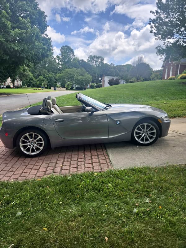 2008 BMW Z4 - 3.0i Roadster 2D