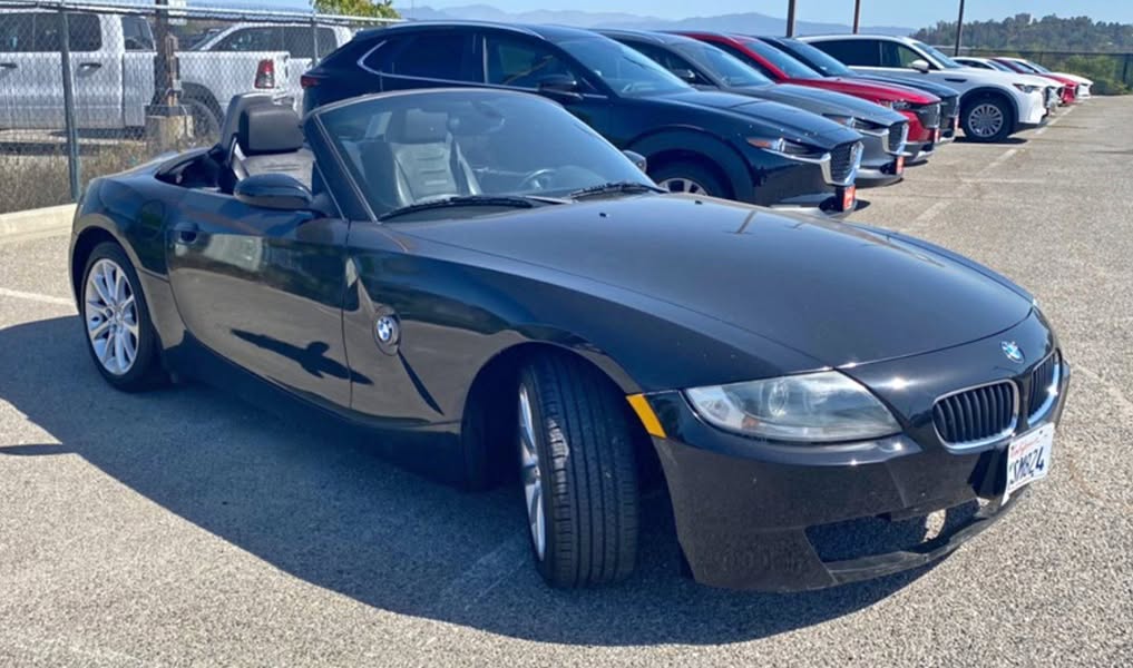2006 BMW Z4 3.0i Roadster 2D