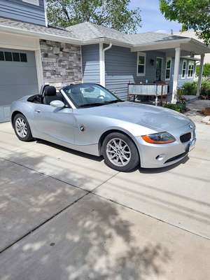 2004 BMW Z4 - 3.0i Roadster 2D
