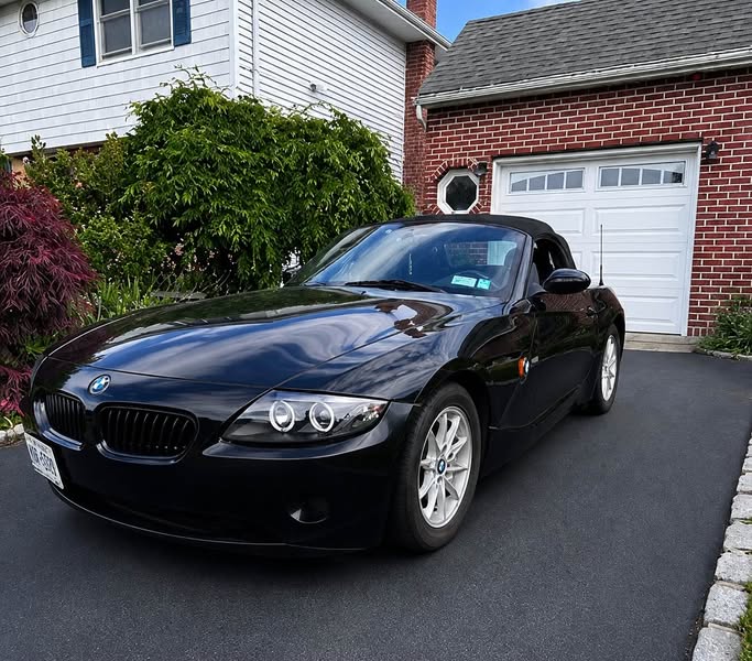 2003 BMW Z4 - 2.5i Roadster 2D