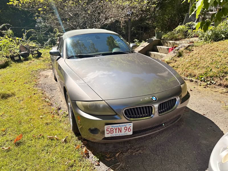 2005 BMW Z4 - 2.5i Roadster 2D
