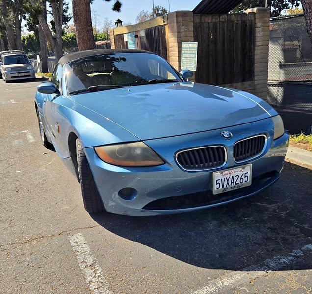 2003 BMW Z4 - 2.5i Roadster 2D