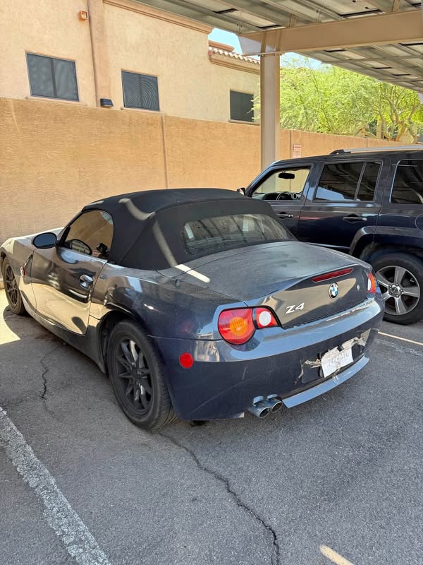 2003 BMW Z4 - 3.0i Roadster 2D
