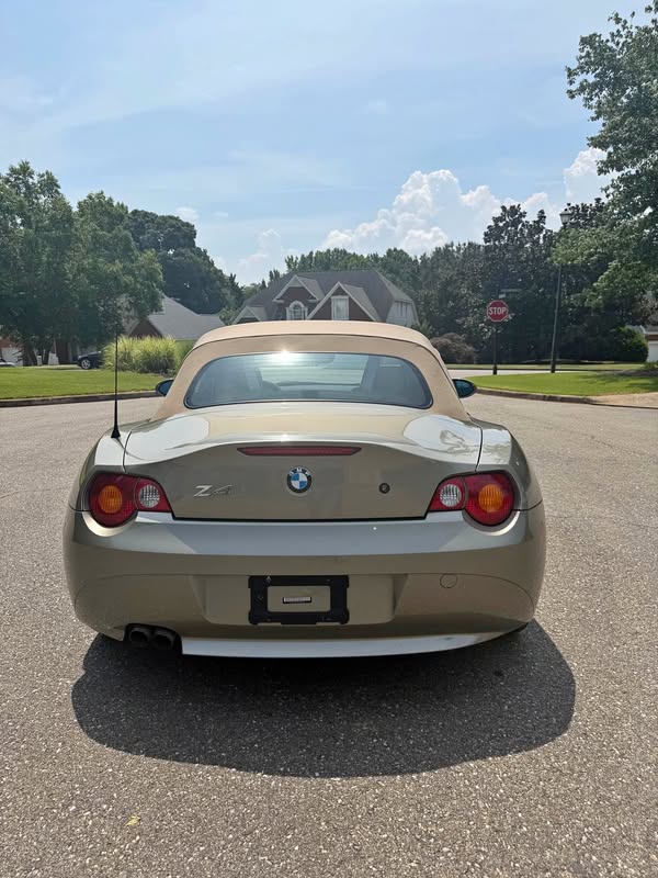 2004 BMW Z4 - 3.0i Roadster 2D