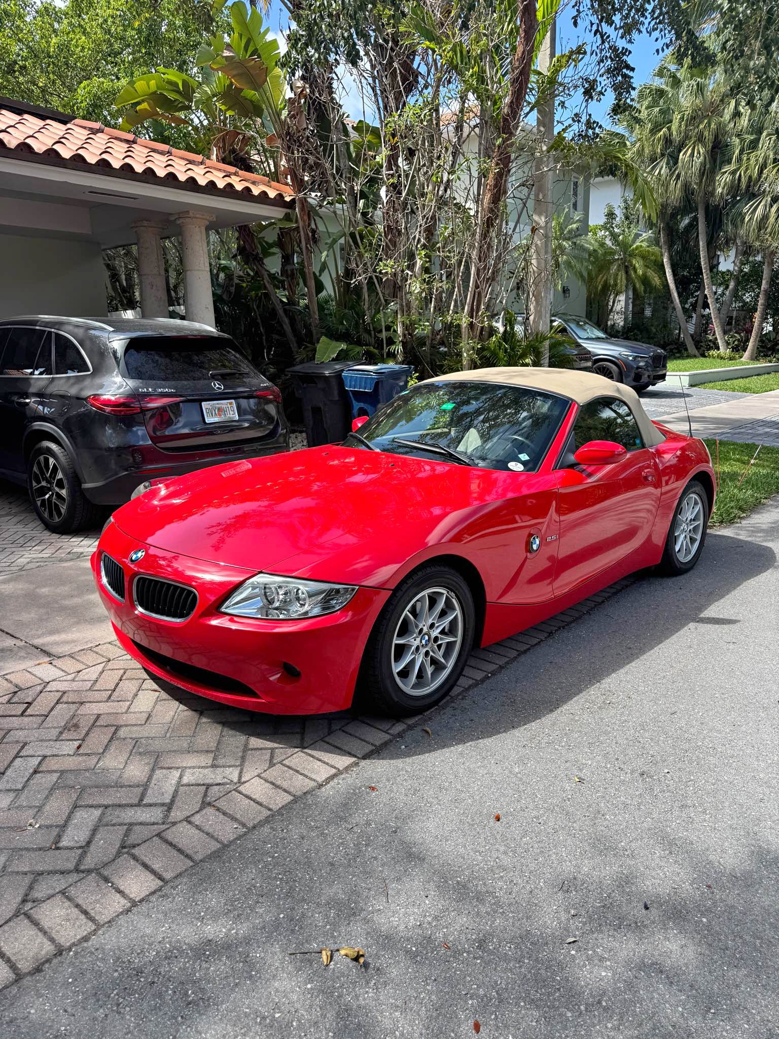 2004 BMW Z4 - 2.5i Roadster 2D