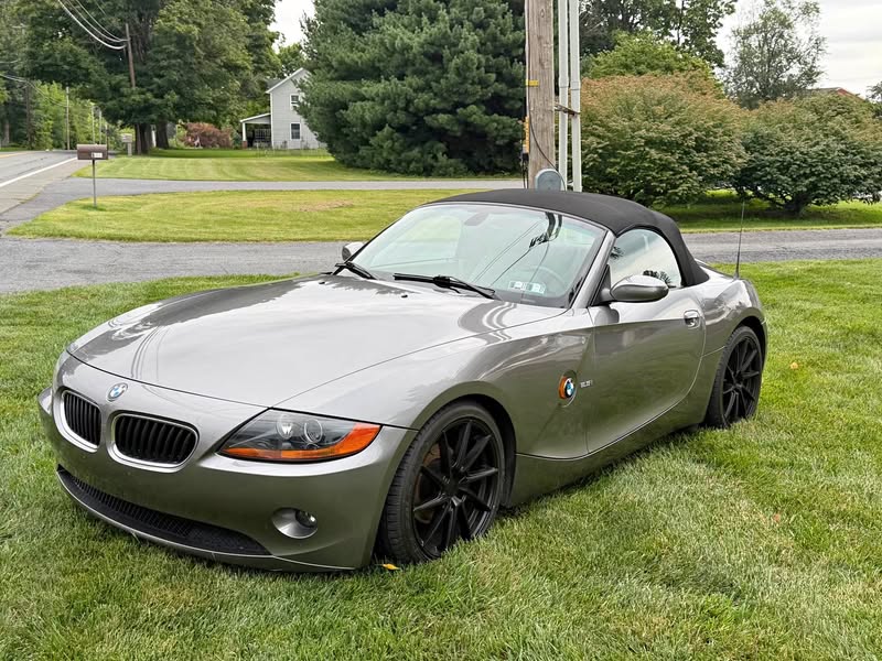 2003 BMW Z4 - 2.5i Roadster 2D