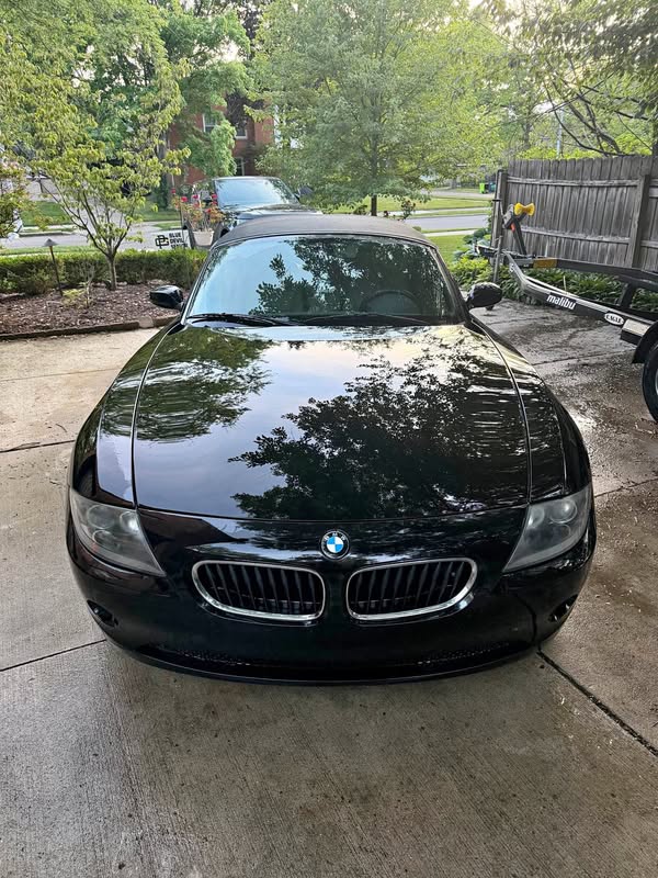2005 BMW Z4 - 2.5i Roadster 2D