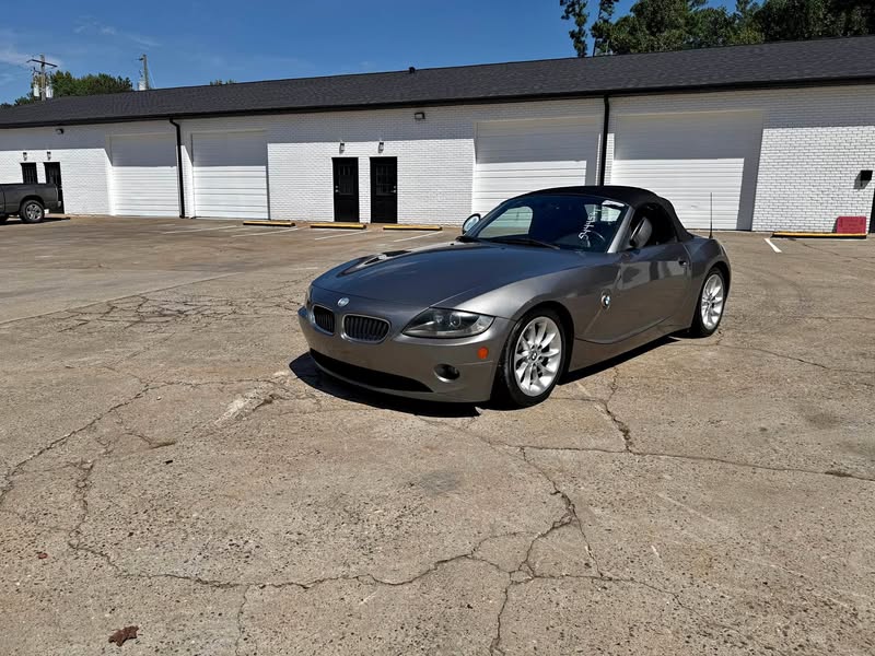 2005 BMW Z4 - 2.5i Roadster 2D