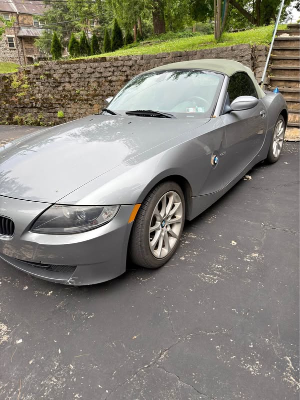2007 BMW Z4 - 3.0i Roadster 2D