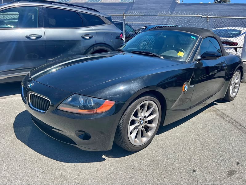 2004 BMW Z4 - 2.5i Roadster 2D