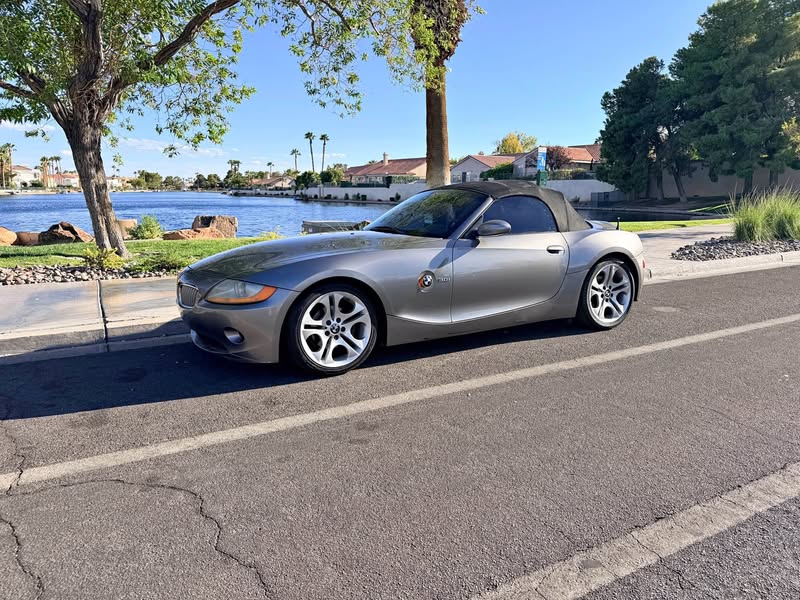 2003 BMW Z4 - 3.0i Roadster 2D