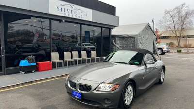 2004 BMW Z4 2.5i Roadster 2D