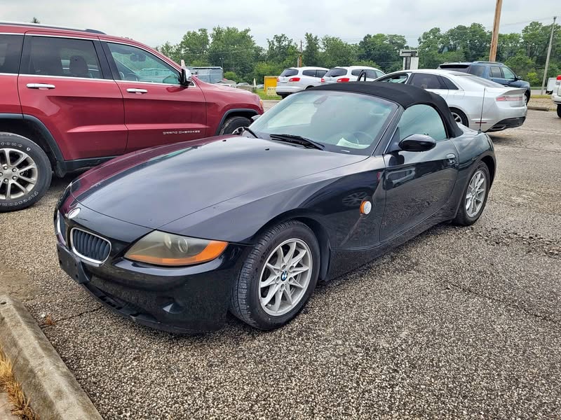 2003 BMW Z4 2.5i Roadster 2D