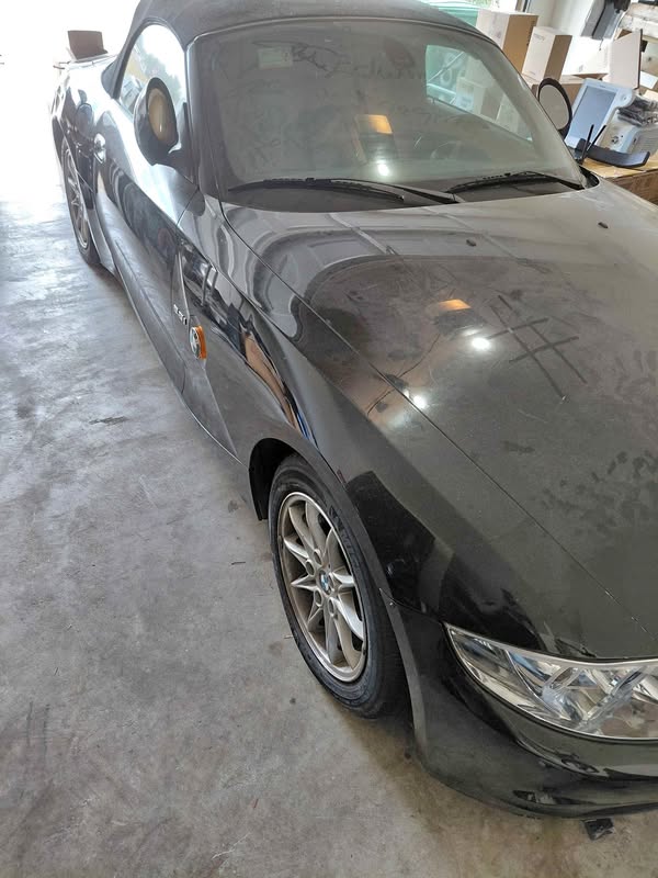 2003 BMW Z4 - 2.5i Roadster 2D