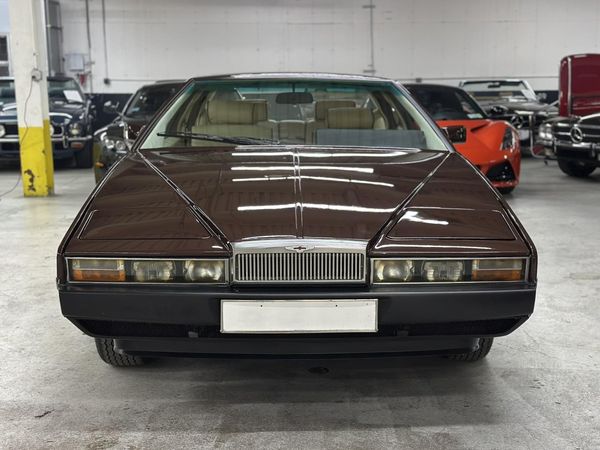 Aston Martin Lagonda