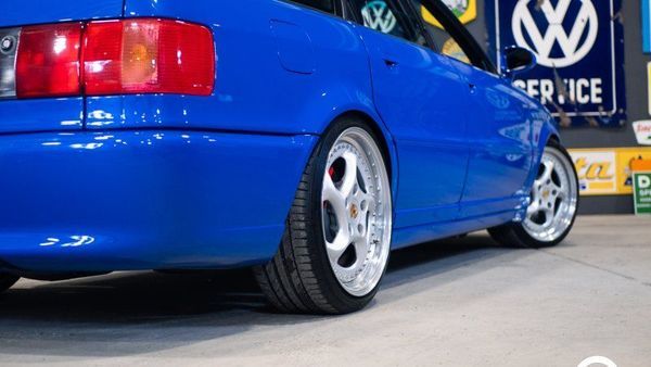 Audi RS2