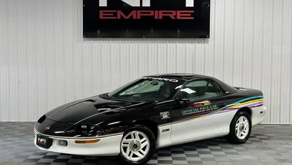 Chevrolet Camaro (4th Generation, 1993-2002) Z28