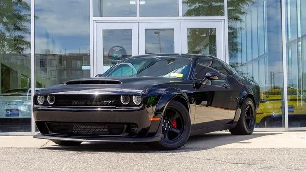 Dodge Challenger (2008-2023) SRT 392