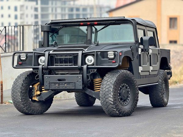 Hummer H1