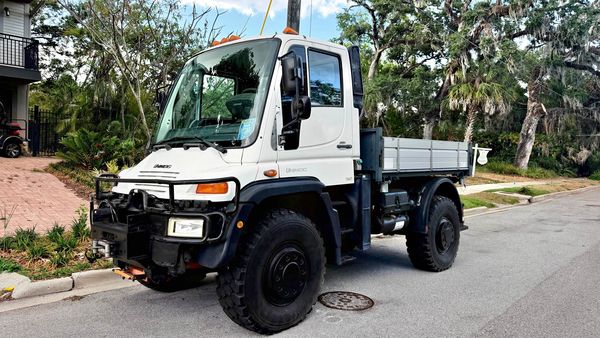 Mercedes-Benz Unimog
