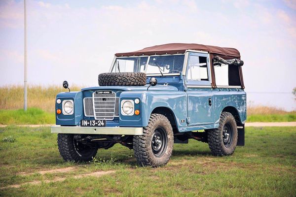Land Rover Series 88