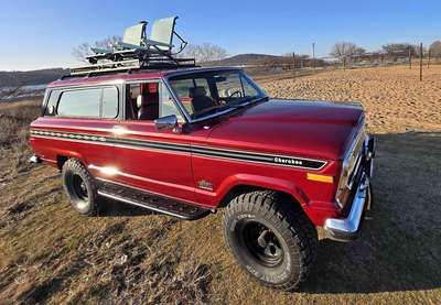 Jeep Cherokee (SJ)