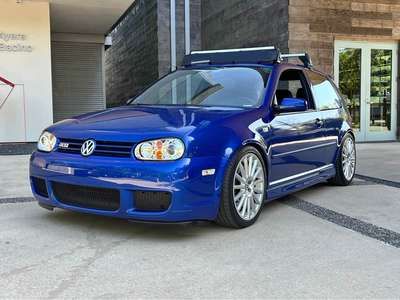 Volkswagen Golf R32