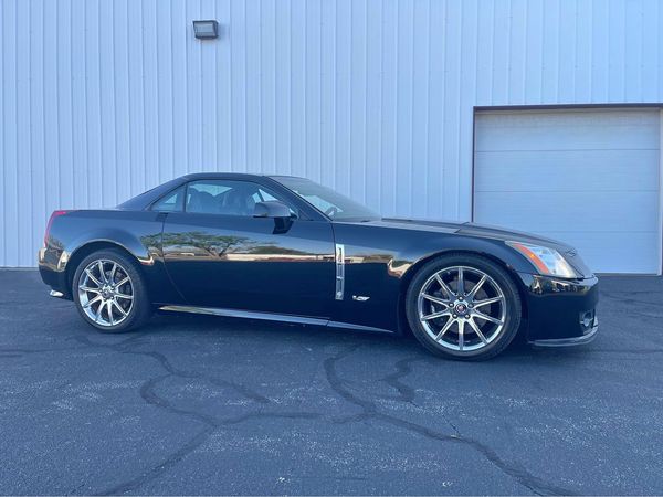 Cadillac XLR-V