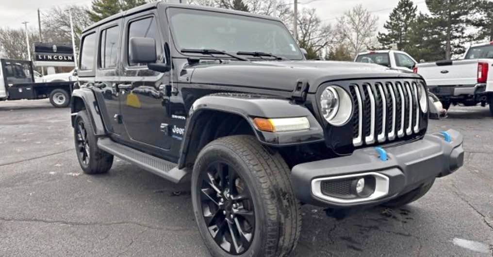 2023 Jeep Wrangler - Sahara Sport Utility 4D